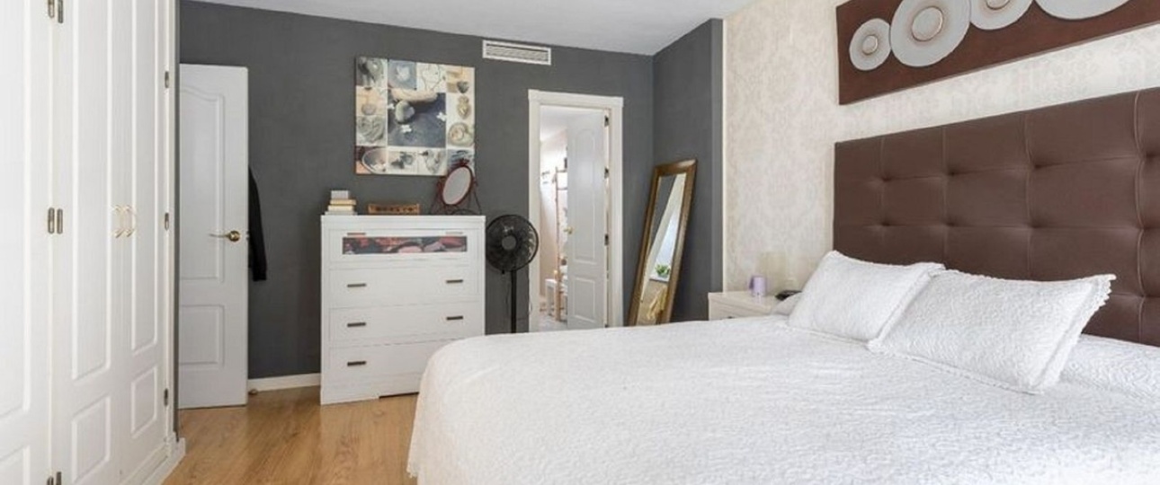 Wiederverkauf - Town house - Marbella - Nueva Andalucía