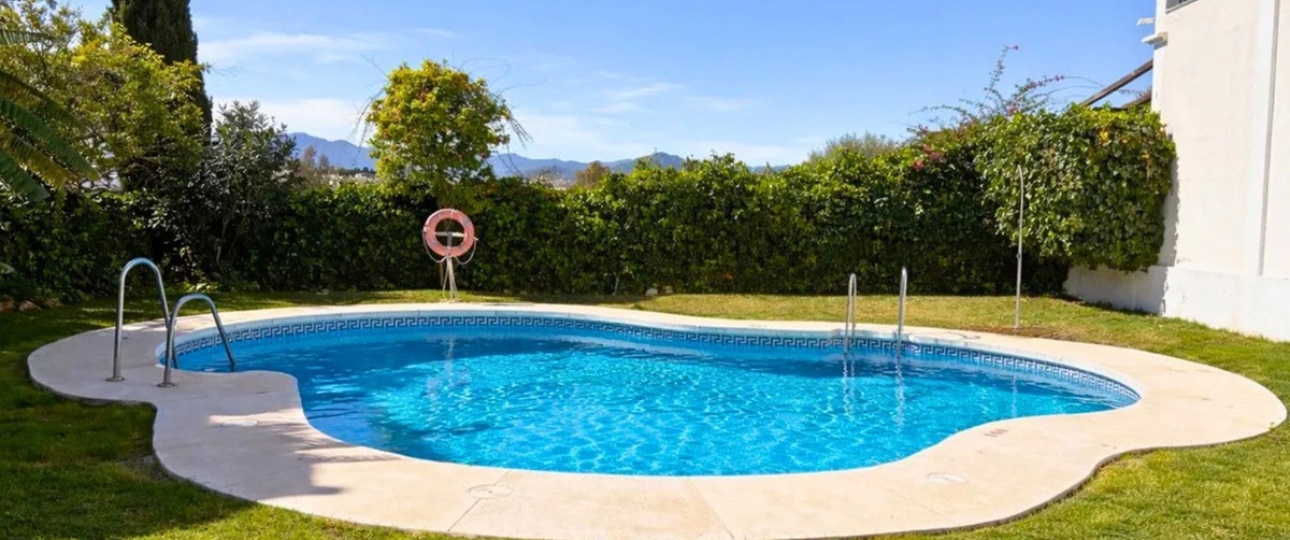 Wiederverkauf - Town house - Marbella - Nueva Andalucía