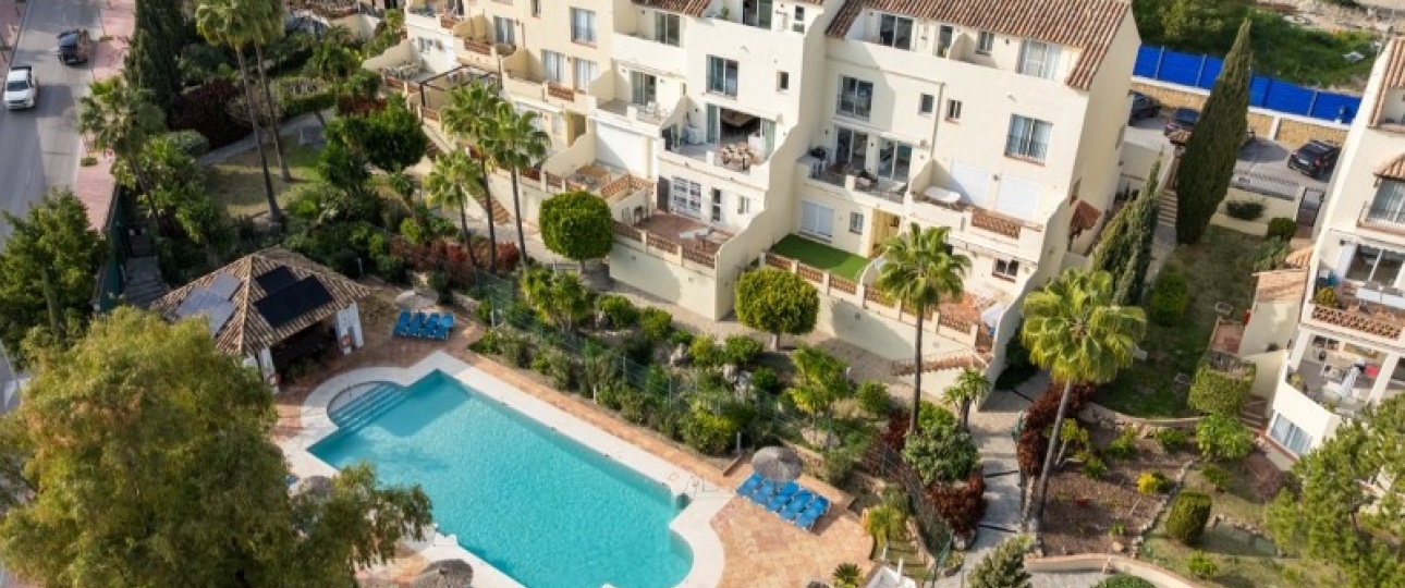 Wiederverkauf - Town house - Marbella - Nueva Andalucía