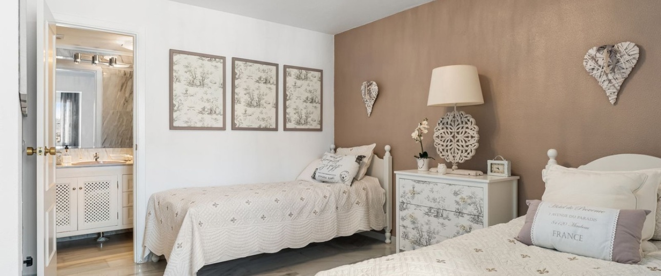 Wiederverkauf - Town house - Marbella - Nueva Andalucía