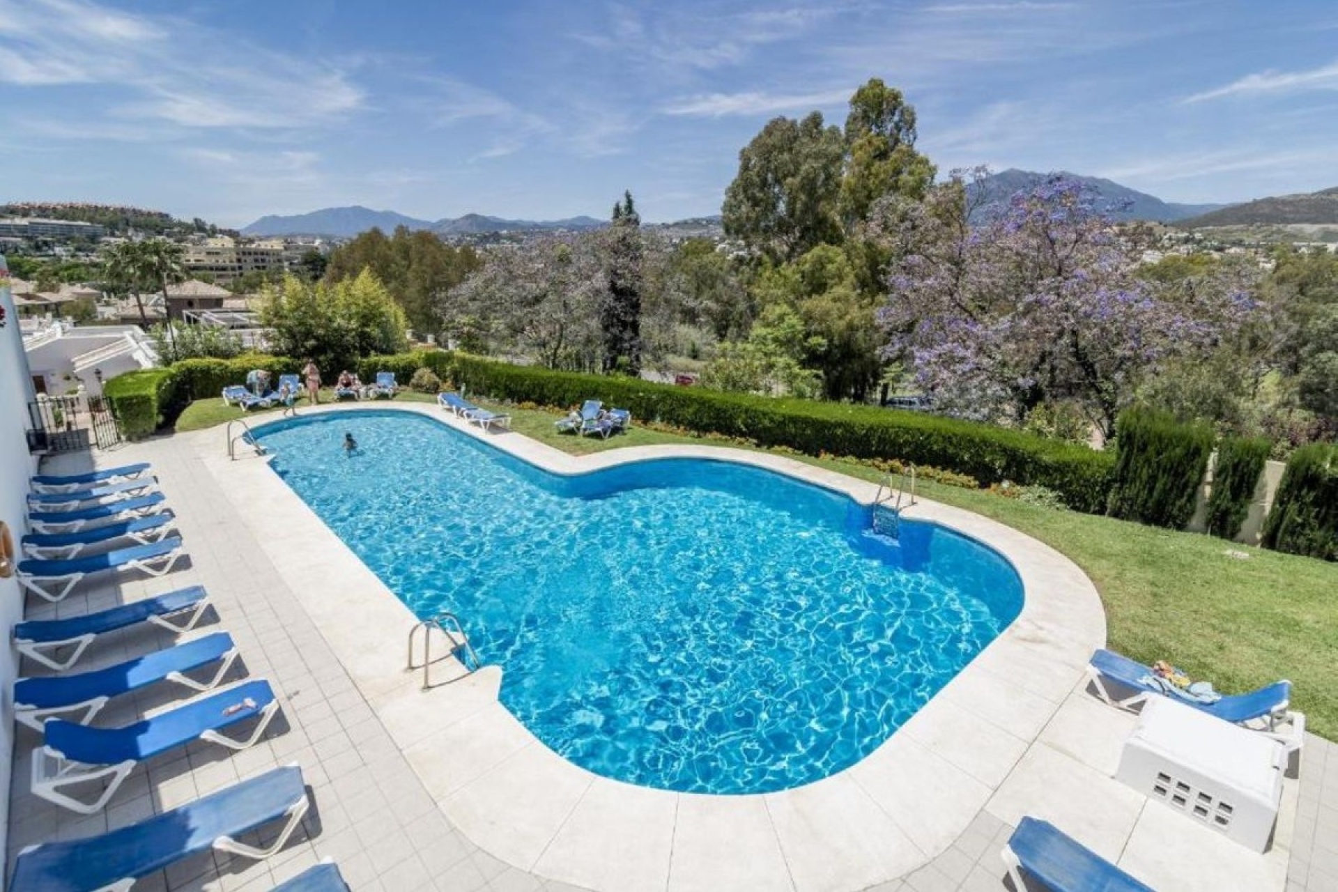 Wiederverkauf - Town house - Marbella - Nueva Andalucía