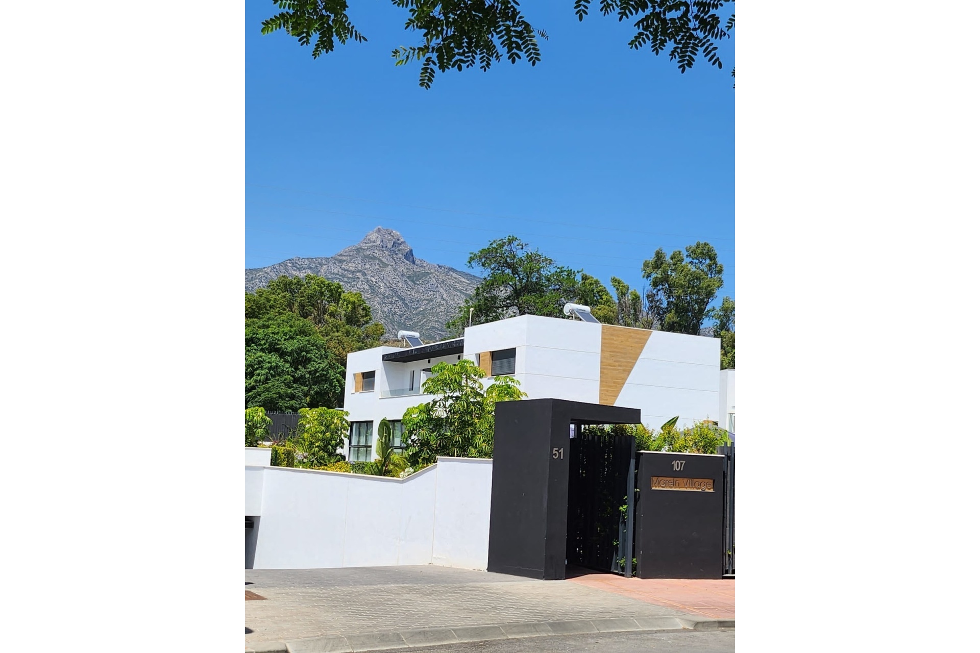 Wiederverkauf - Town house - Marbella - Nueva Andalucía