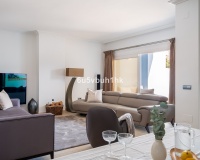 Wiederverkauf - Town house - Marbella - Nueva Andalucía