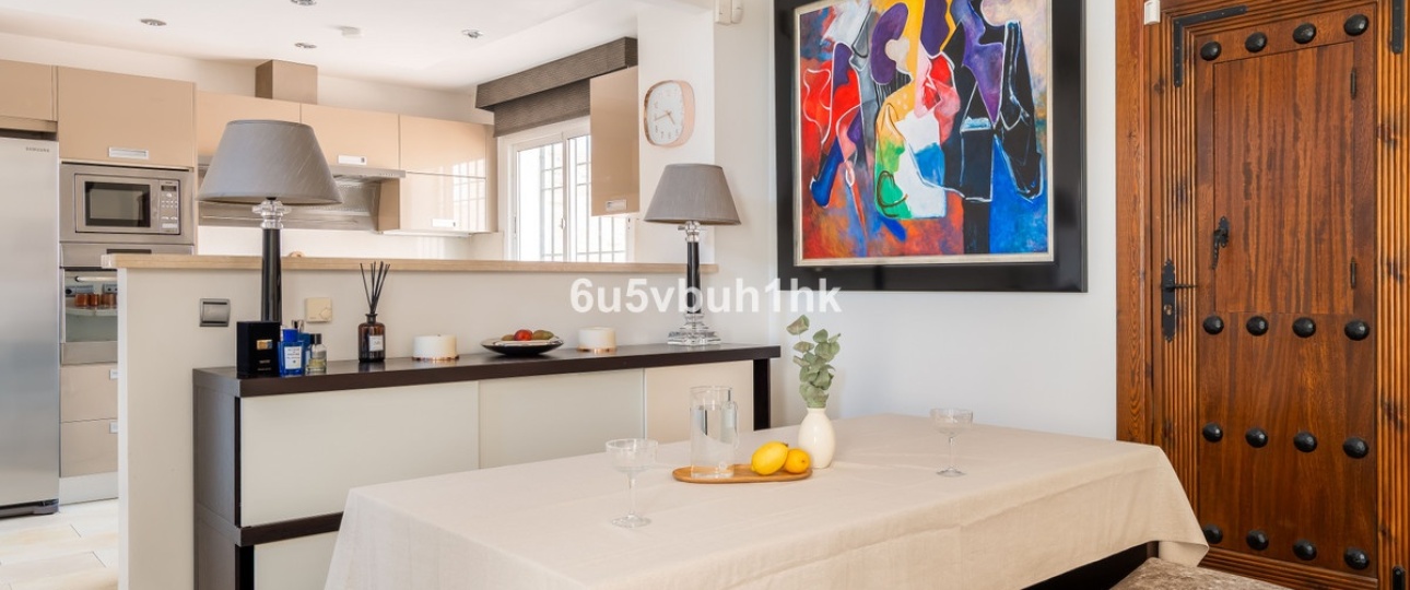Wiederverkauf - Town house - Marbella - Nueva Andalucía