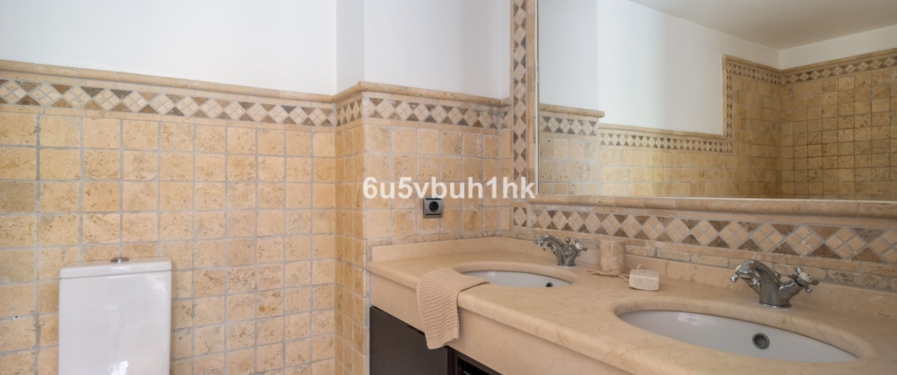 Wiederverkauf - Town house - Marbella - Nueva Andalucía