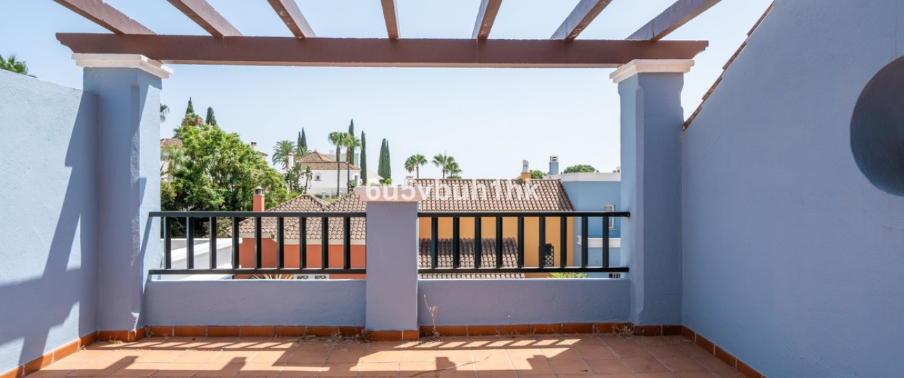 Wiederverkauf - Town house - Marbella - Nueva Andalucía