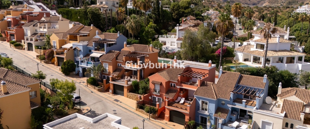 Wiederverkauf - Town house - Marbella - Nueva Andalucía