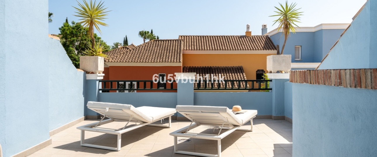 Wiederverkauf - Town house - Marbella - Nueva Andalucía