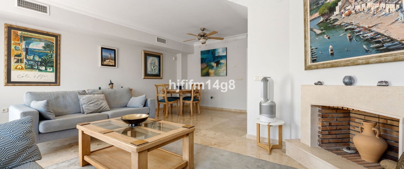 Wiederverkauf - Town house - Marbella - Nueva Andalucía