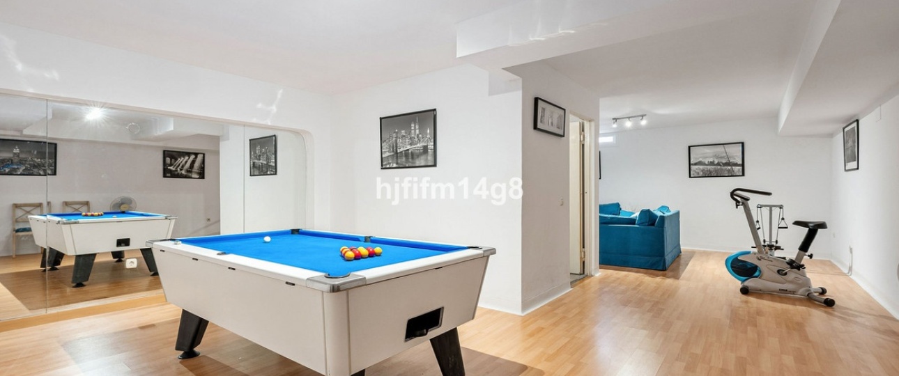 Wiederverkauf - Town house - Marbella - Nueva Andalucía