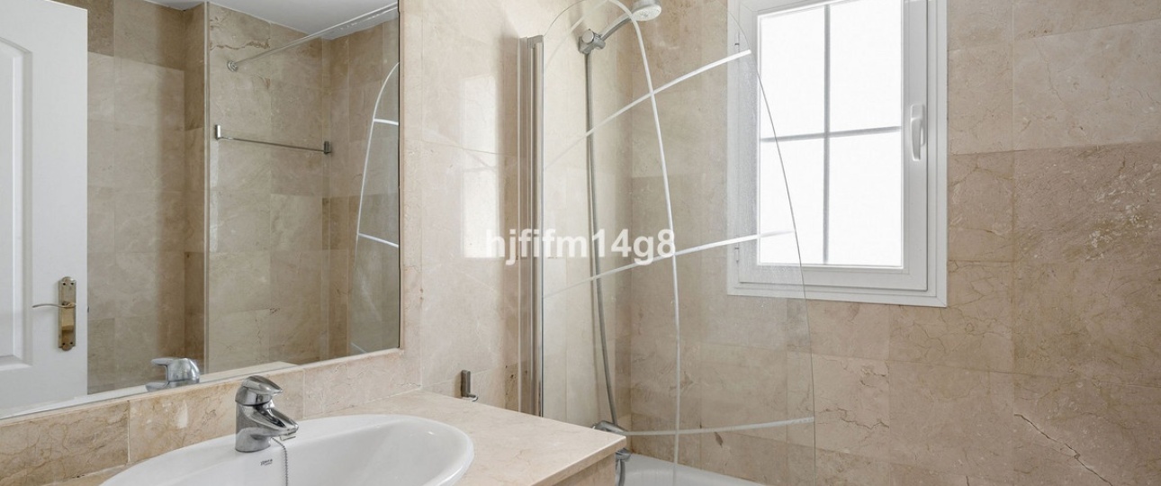 Wiederverkauf - Town house - Marbella - Nueva Andalucía