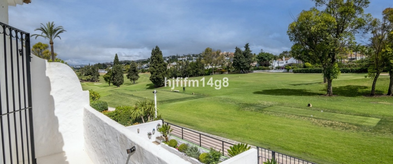 Wiederverkauf - Town house - Marbella - Nueva Andalucía