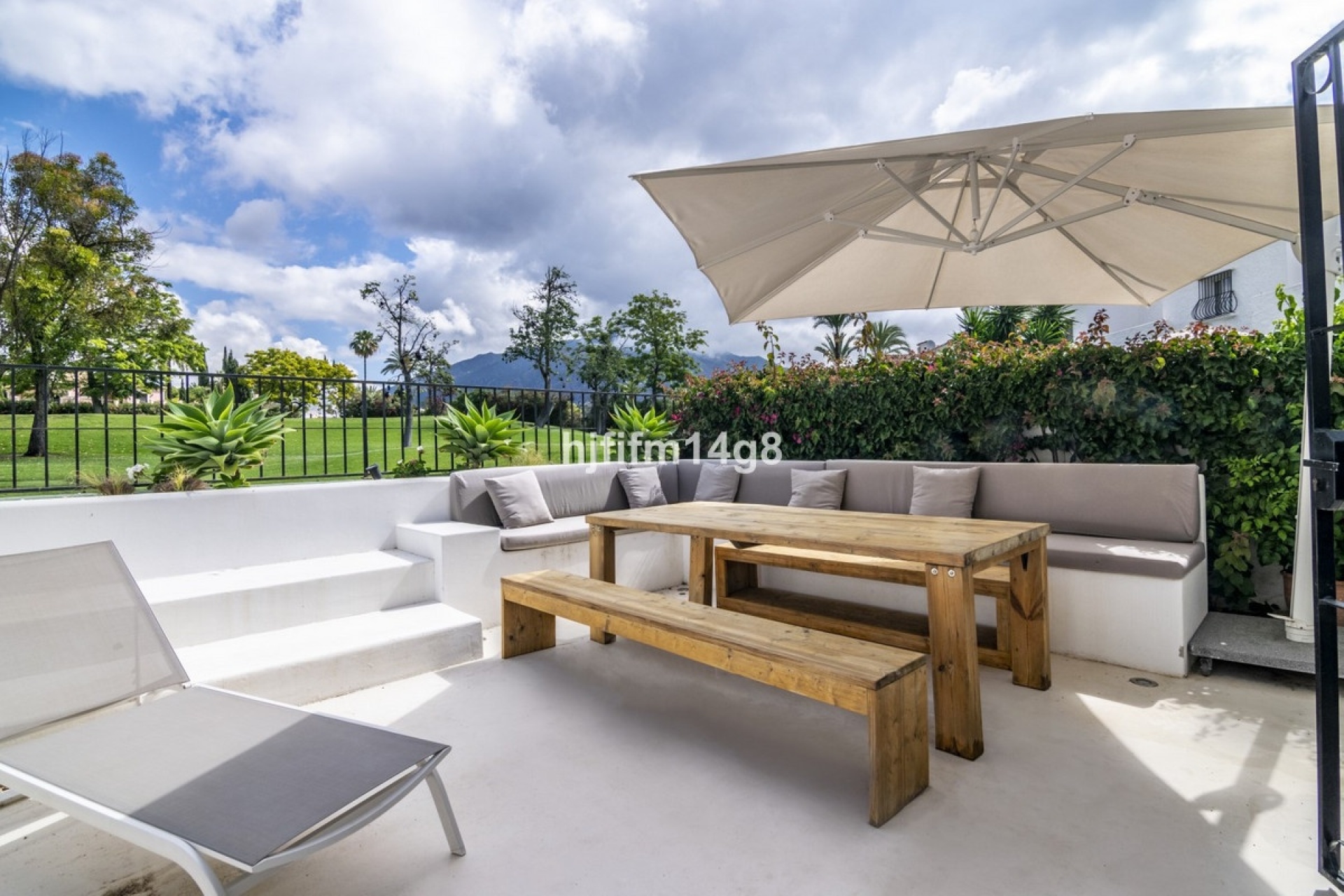 Wiederverkauf - Town house - Marbella - Nueva Andalucía