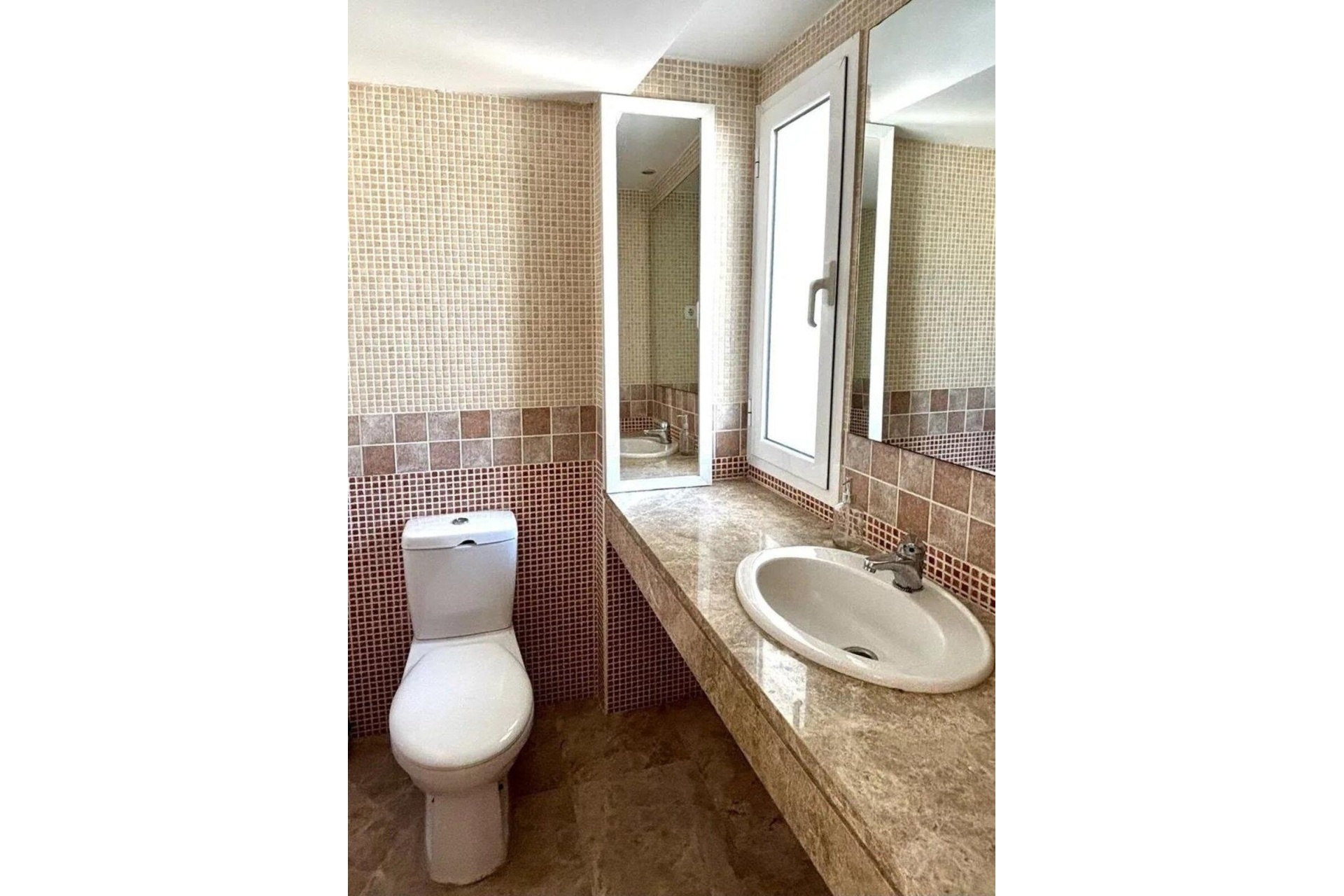 Wiederverkauf - Town house - Marbella - Nueva Andalucía