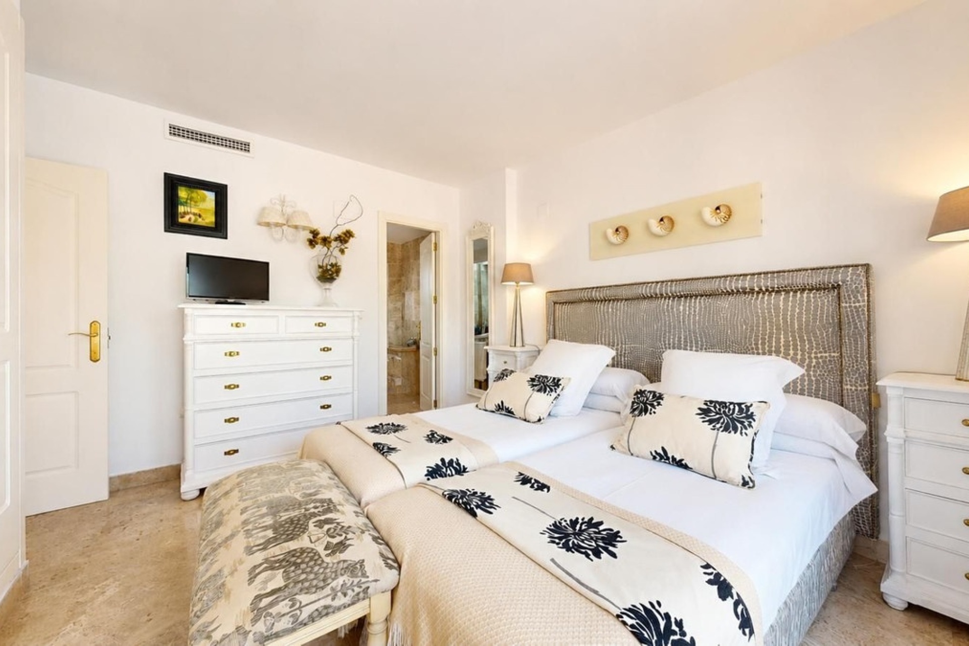 Wiederverkauf - Town house - Marbella - Nueva Andalucía
