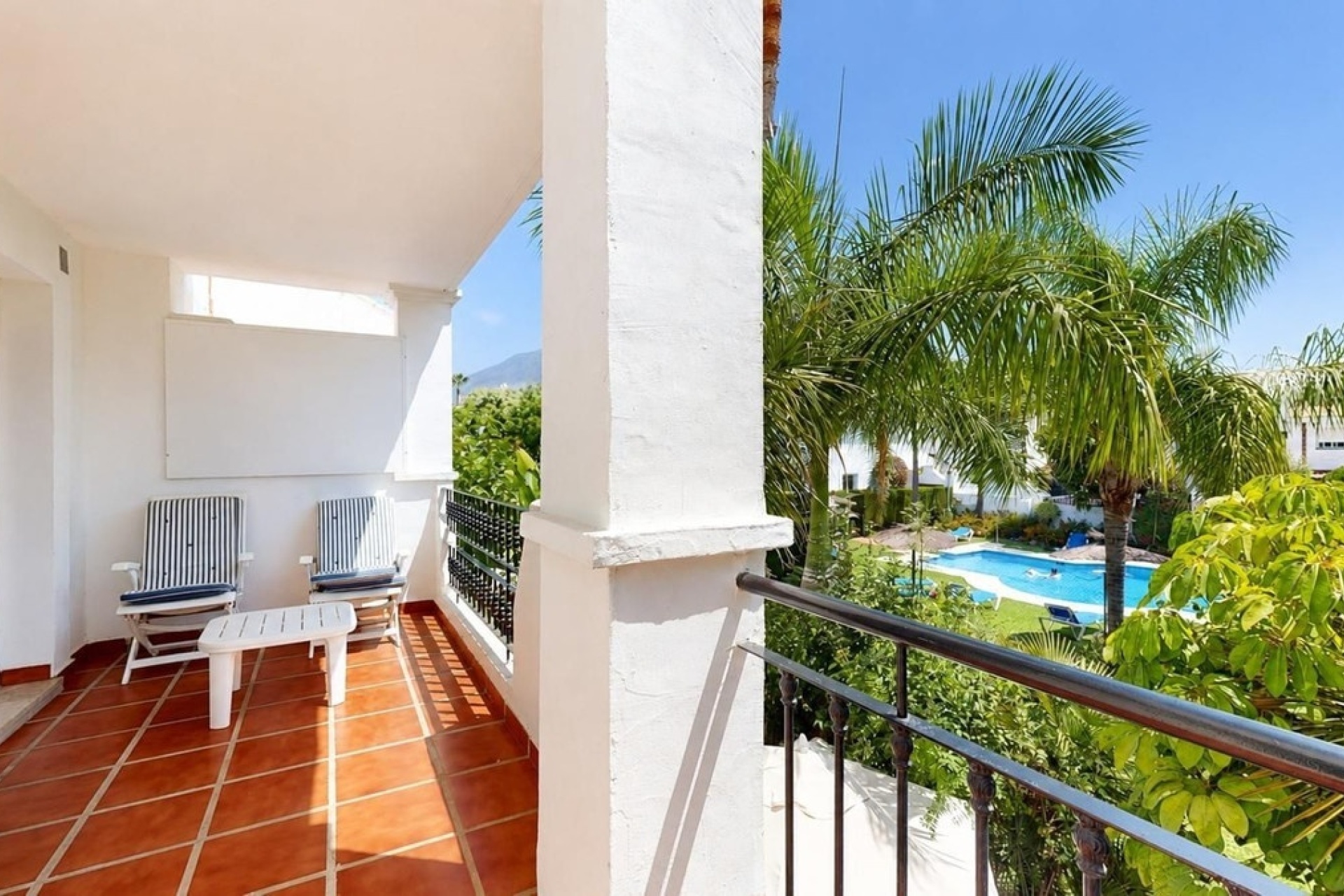 Wiederverkauf - Town house - Marbella - Nueva Andalucía
