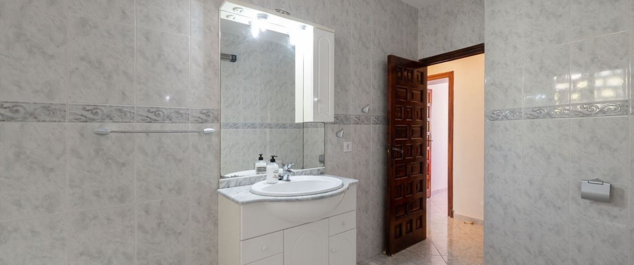 Wiederverkauf - Town house - Marbella - Nueva Andalucía