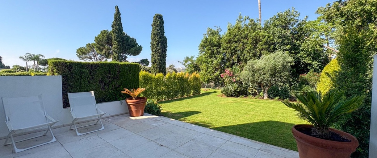 Wiederverkauf - Town house - Marbella - Nueva Andalucía