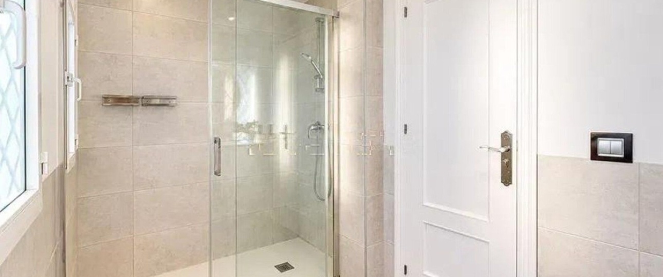 Wiederverkauf - Town house - Marbella - Nueva Andalucía