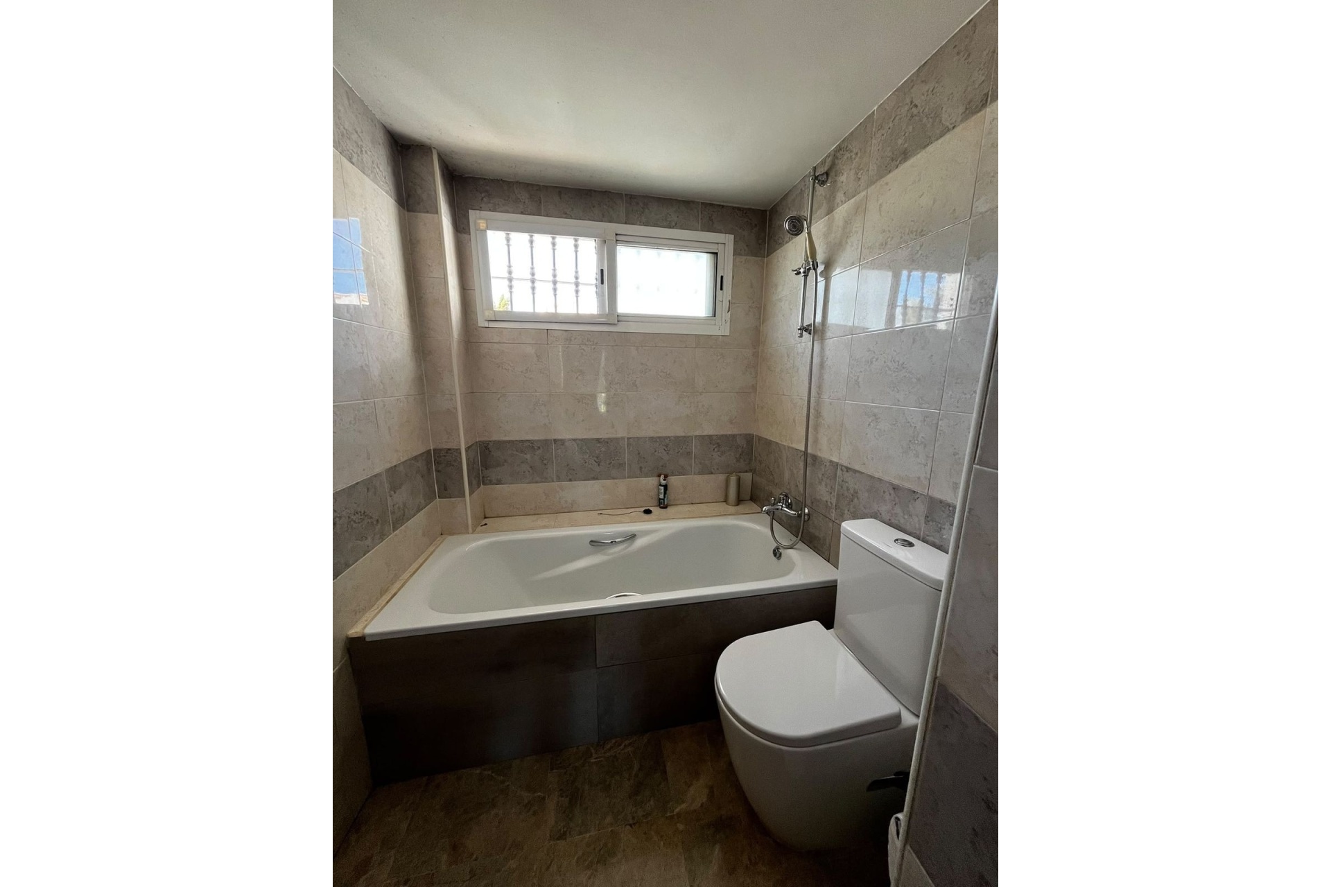 Wiederverkauf - Town house - Marbella - Nueva Andalucía