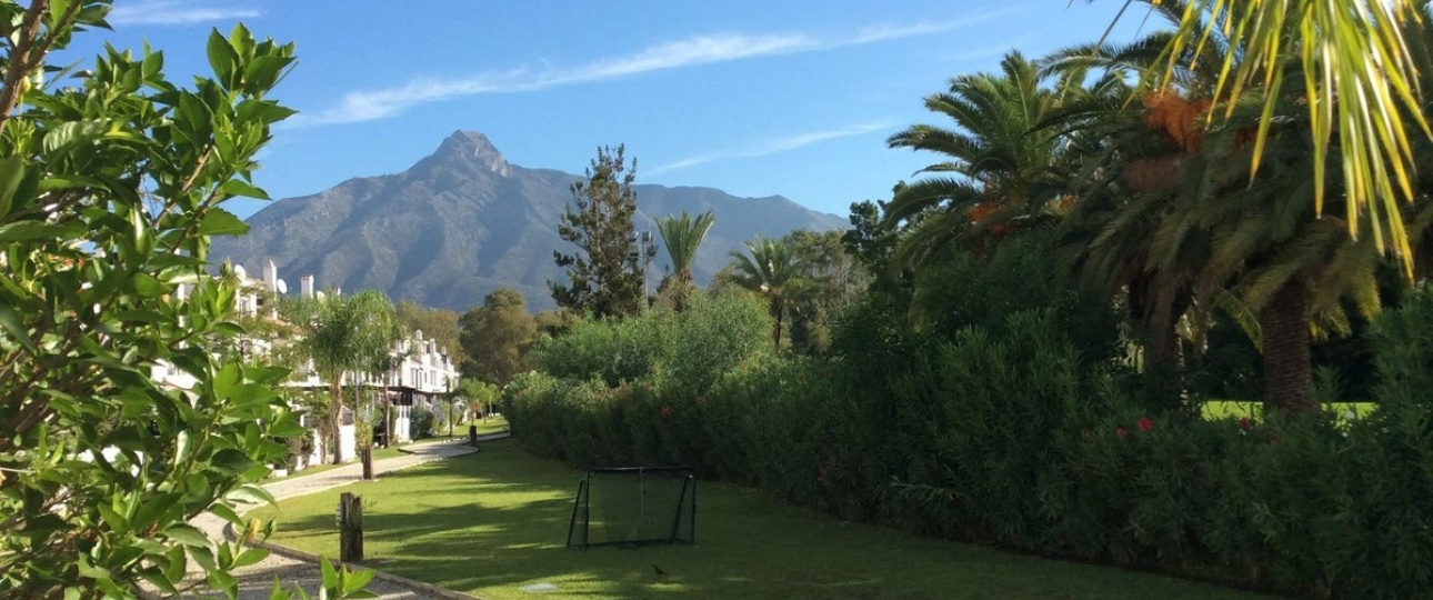 Wiederverkauf - Town house - Marbella - Nueva Andalucía