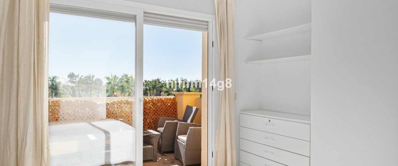 Wiederverkauf - Town house - Marbella - Nueva Andalucía