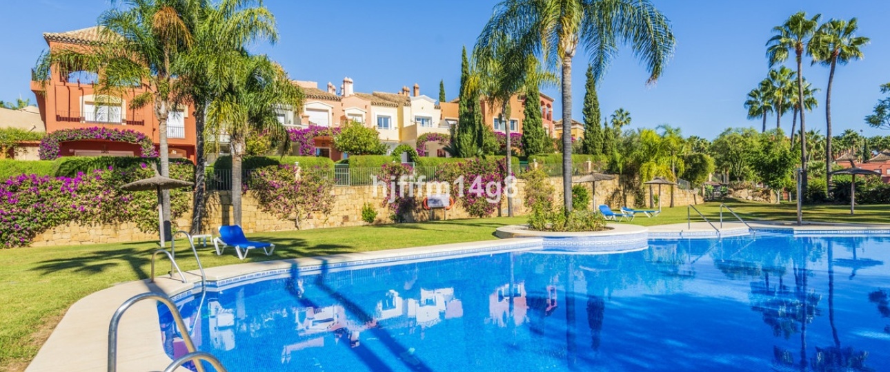 Wiederverkauf - Town house - Marbella - Nueva Andalucía