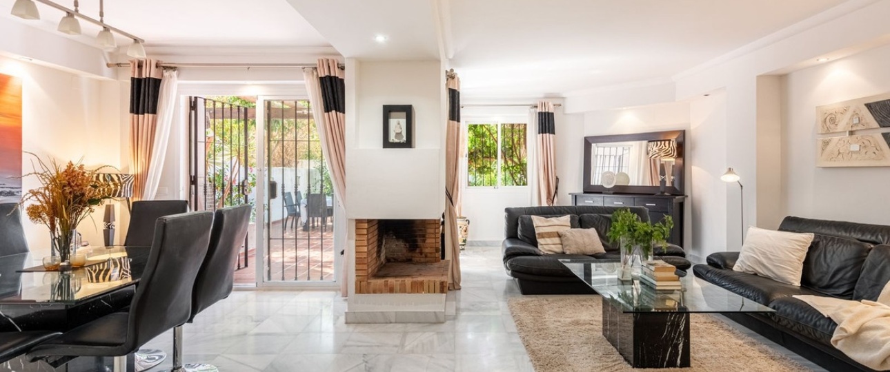 Wiederverkauf - Town house - Marbella - Nueva Andalucía