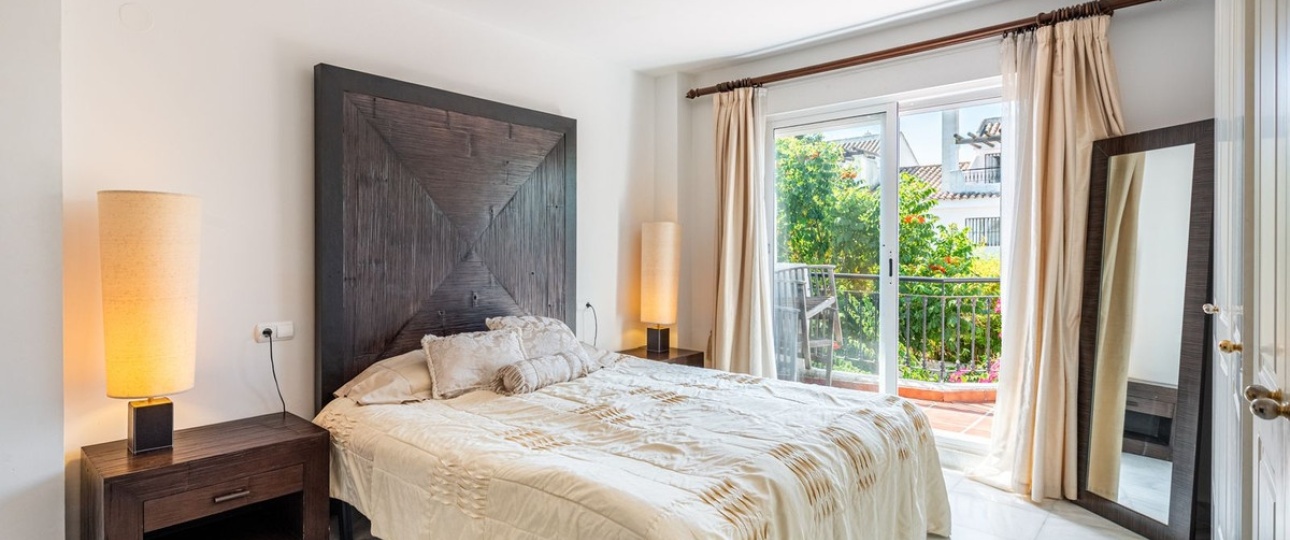 Wiederverkauf - Town house - Marbella - Nueva Andalucía