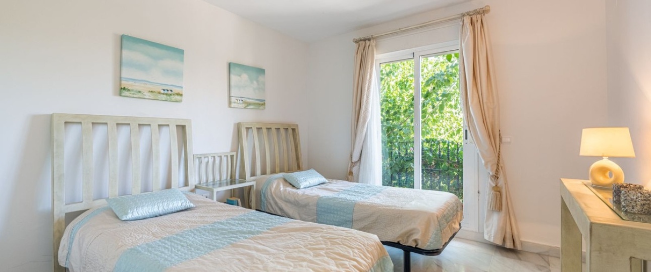 Wiederverkauf - Town house - Marbella - Nueva Andalucía