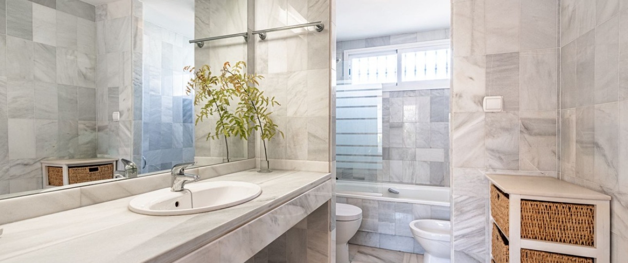 Wiederverkauf - Town house - Marbella - Nueva Andalucía