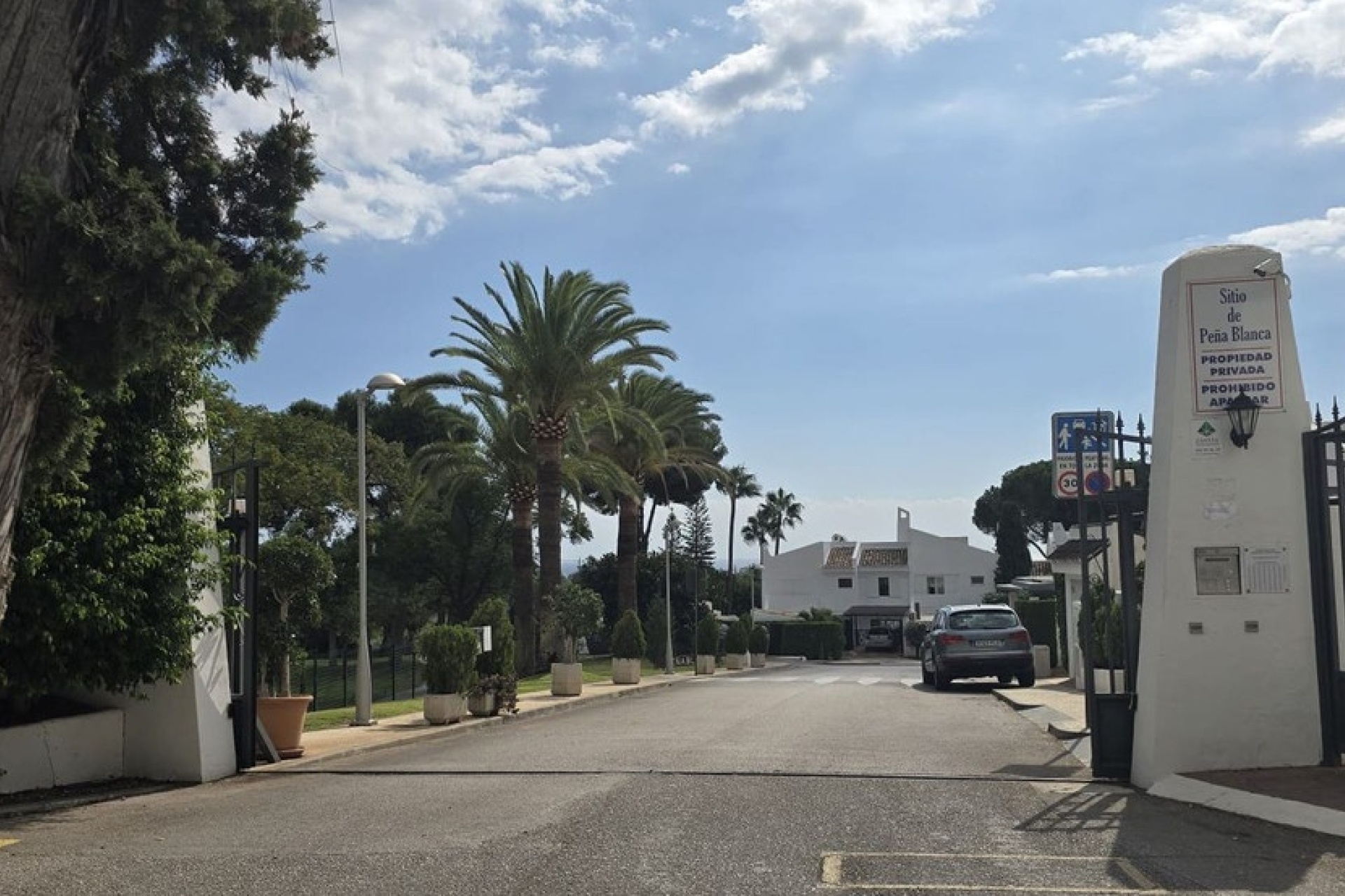 Wiederverkauf - Town house - Marbella - Nueva Andalucía