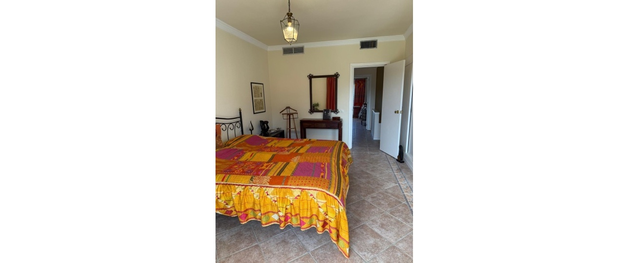 Wiederverkauf - Town house - Marbella - Nueva Andalucía