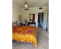 Wiederverkauf - Town house - Marbella - Nueva Andalucía