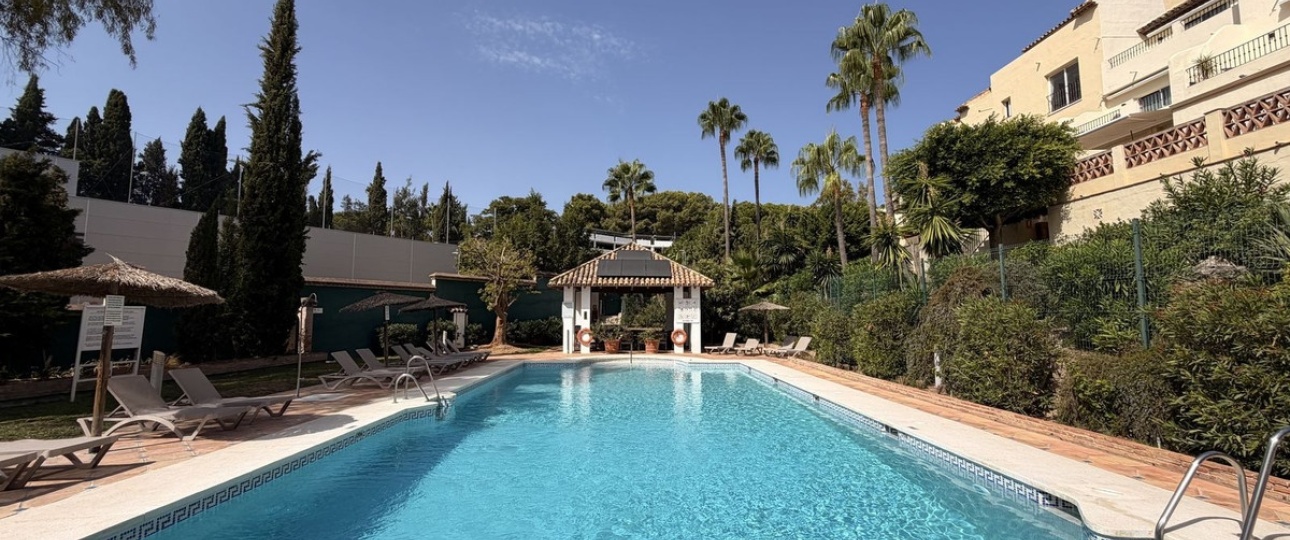 Wiederverkauf - Town house - Marbella - Nueva Andalucía