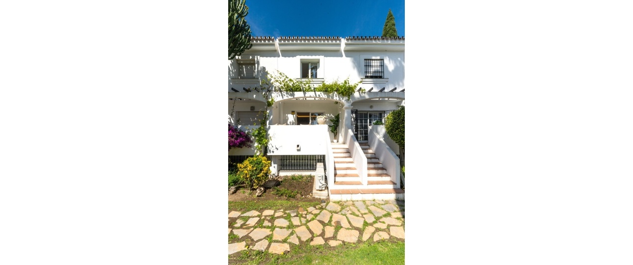 Wiederverkauf - Town house - Marbella - Nueva Andalucía