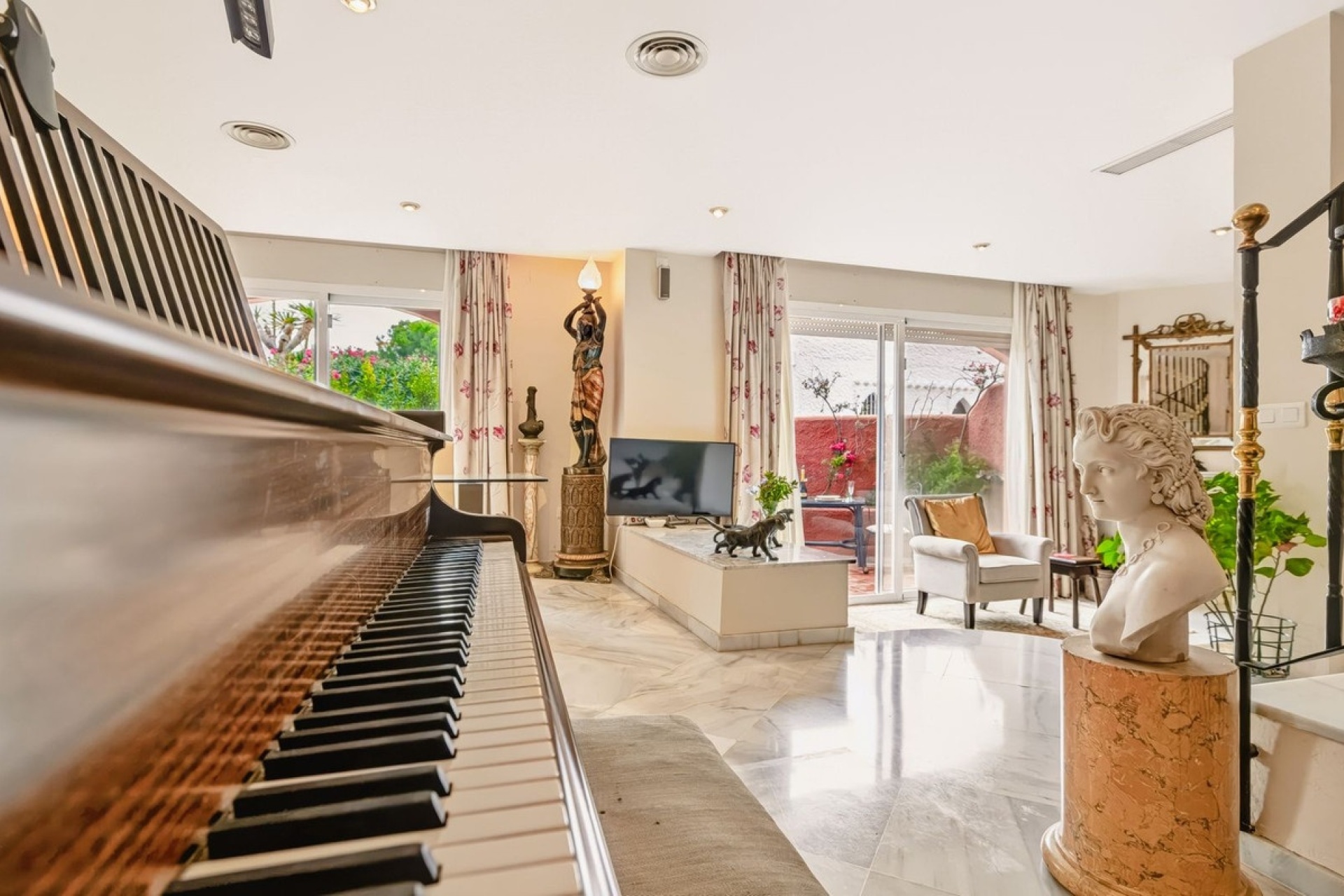Wiederverkauf - Town house - Marbella - Nueva Andalucía