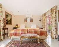 Wiederverkauf - Town house - Marbella - Nueva Andalucía