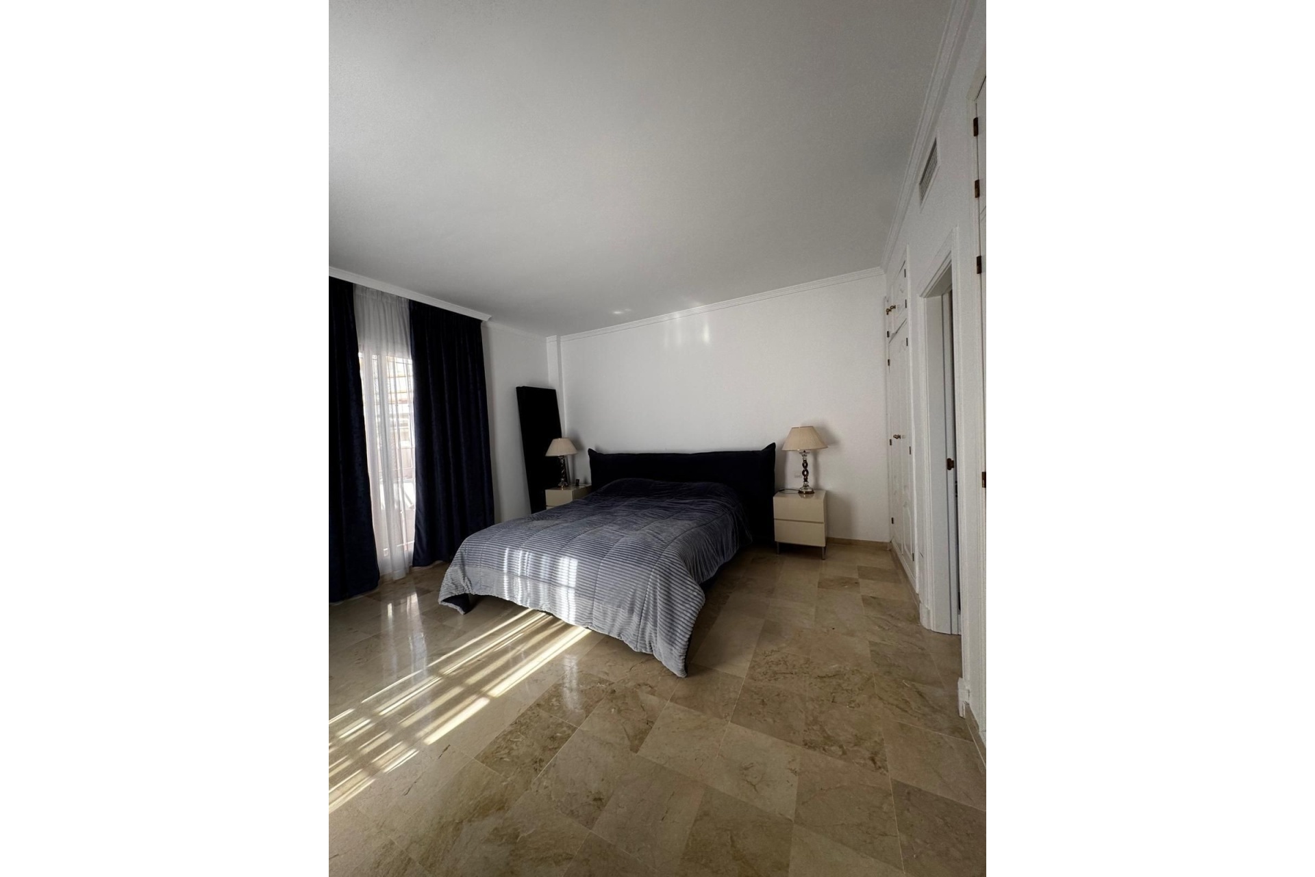 Wiederverkauf - Town house - Marbella - Nueva Andalucía