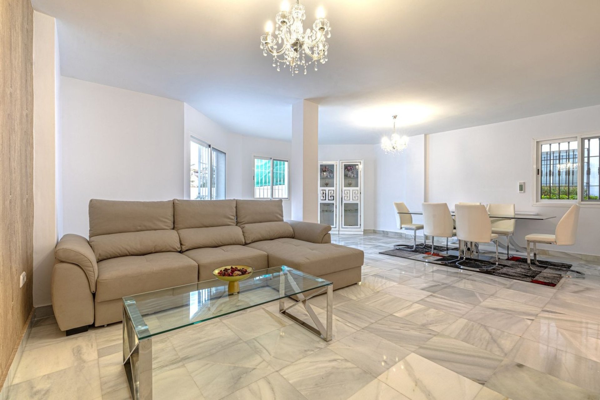 Wiederverkauf - Town house - Marbella - Nueva Andalucía