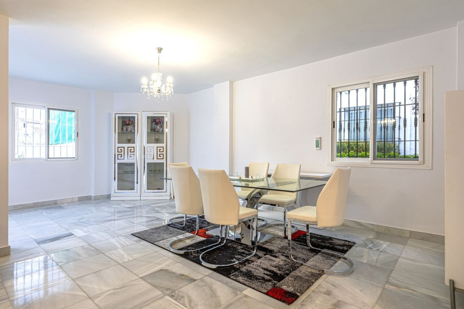 Wiederverkauf - Town house - Marbella - Nueva Andalucía