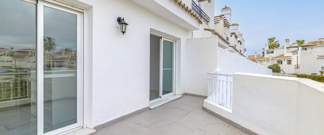 Wiederverkauf - Town house - Marbella - Nueva Andalucía