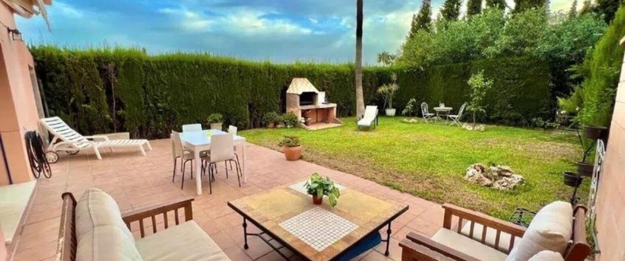Wiederverkauf - Town house - Marbella - Nueva Andalucía