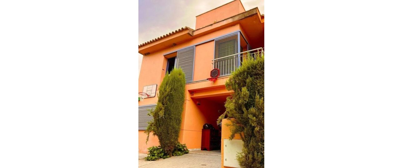 Wiederverkauf - Town house - Marbella - Nueva Andalucía