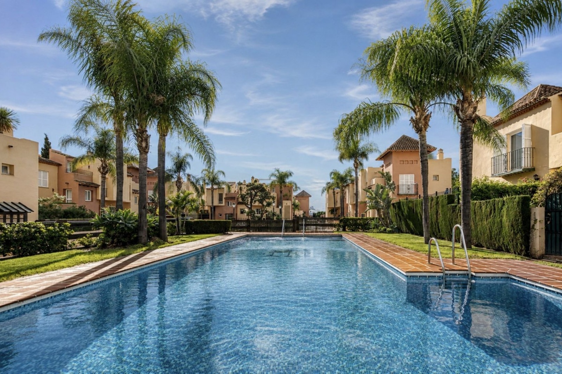 Wiederverkauf - Town house - Marbella - Puerto Banús
