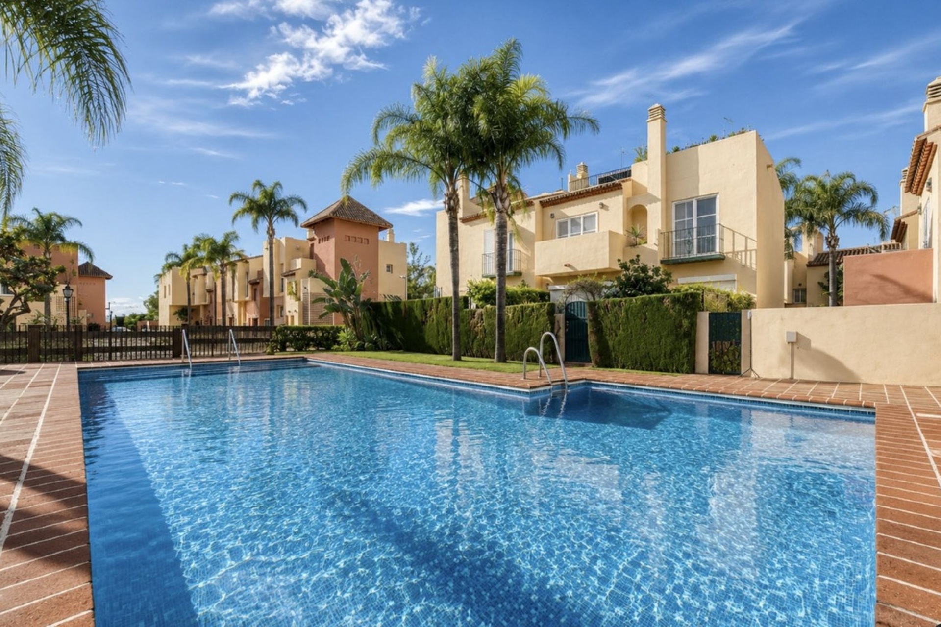 Wiederverkauf - Town house - Marbella - Puerto Banús