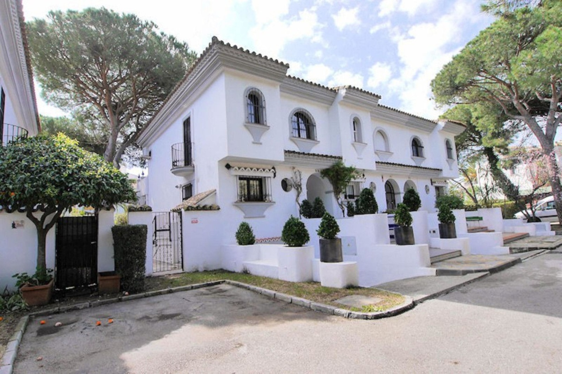 Wiederverkauf - Town house - Marbella - Puerto de Cabopino