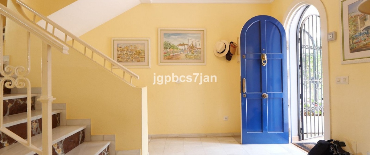 Wiederverkauf - Town house - Marbella - Puerto de Cabopino