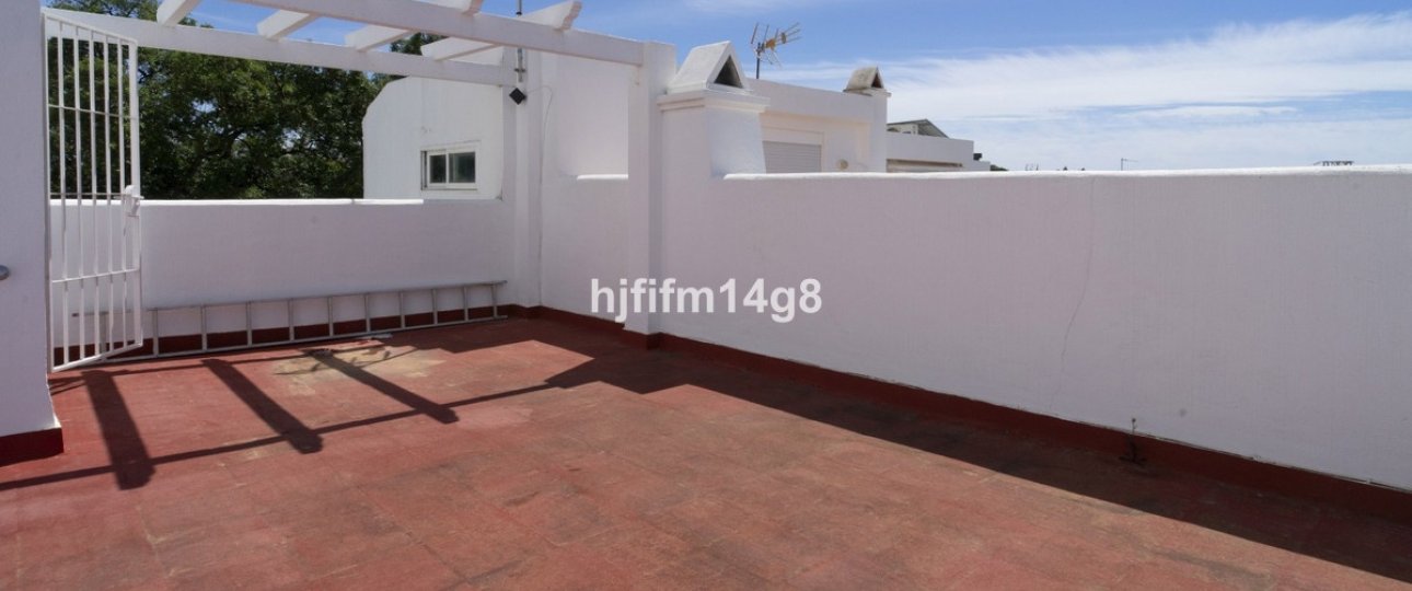 Wiederverkauf - Town house - Marbella - Reserva de Marbella