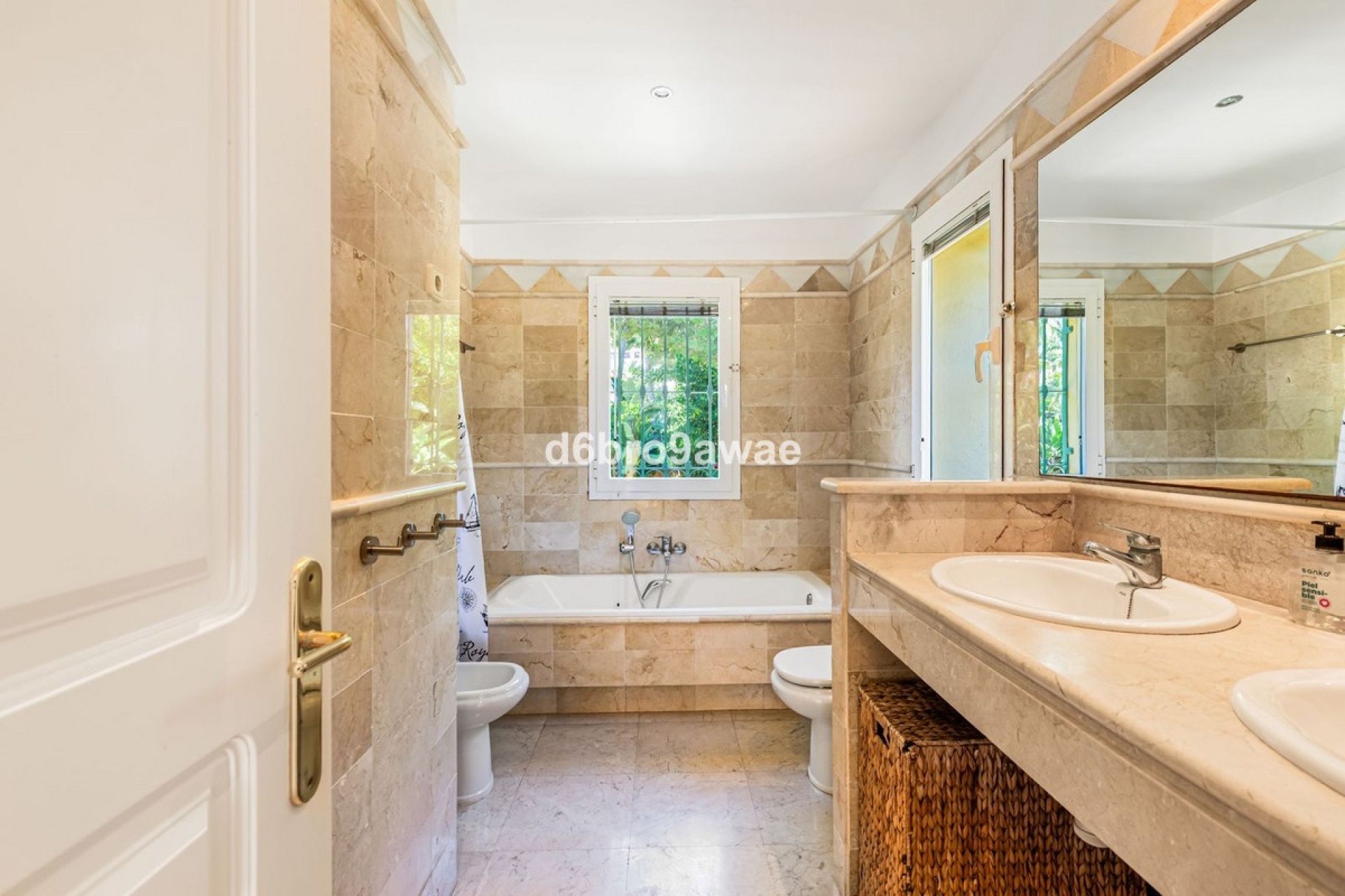 Wiederverkauf - Town house - Marbella - Río Real